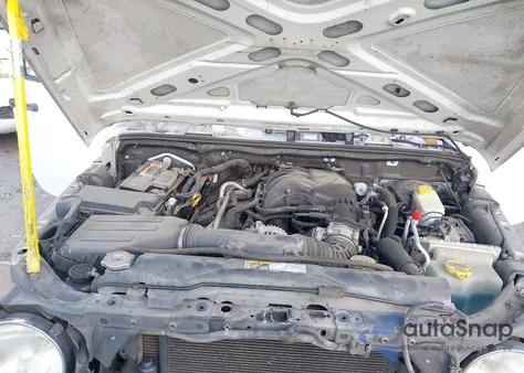 2012 Jeep Wrangler Sport z USA, uszkodzony, nr VIN 1C4AJWAG2CL285769